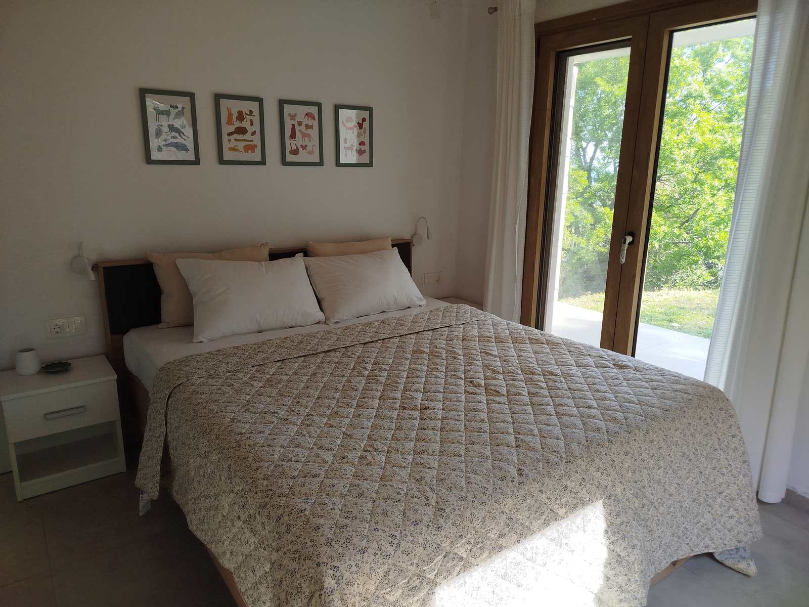 Forest Villa – bedroom new1